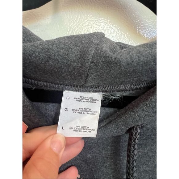 Cowgirl Tuff Co Grey Hoodie On A Gildan Sweatshirt Woman’s Size Large - Picture 6 of 13